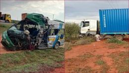 A PSV rammed into a truck, causing deaths on the spot.